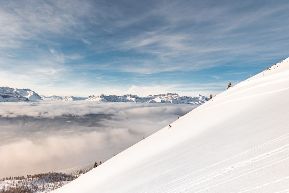 202021_PhilipForsey_LakeLouise_Selects_WB_001 (1)