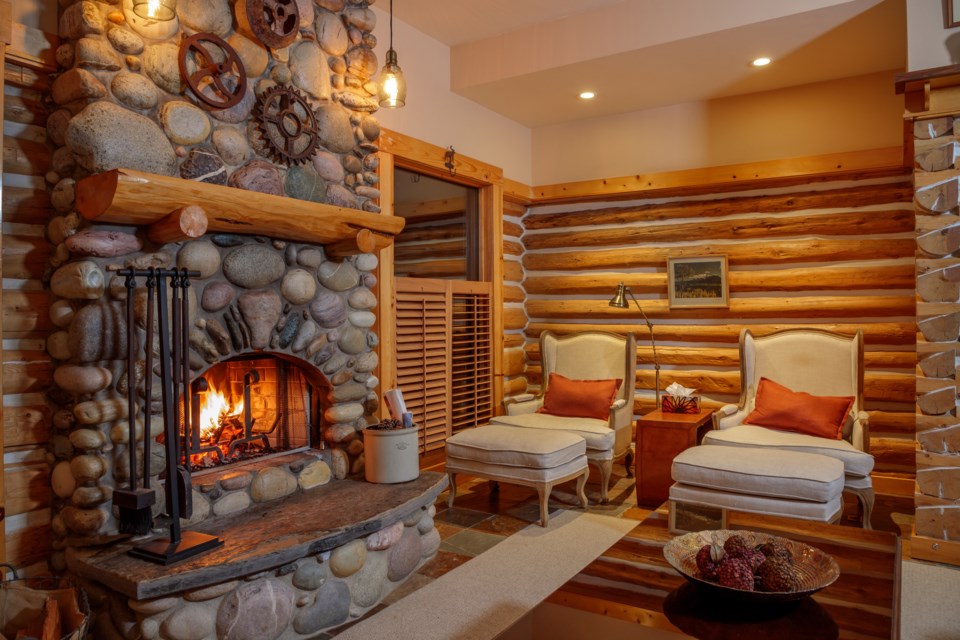 laurie_cabin1724craigdouce_highres