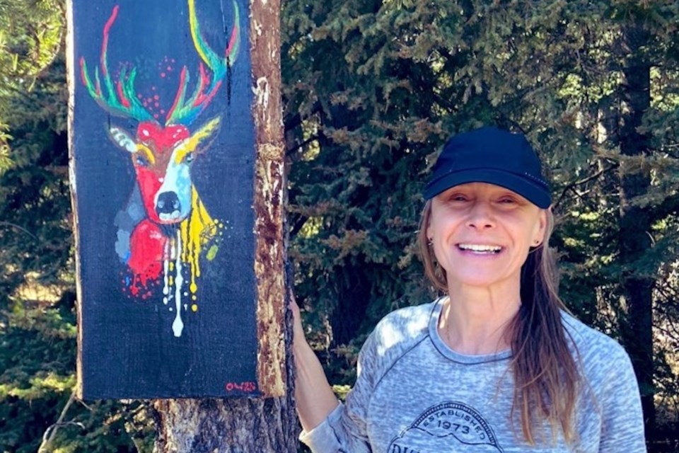 Artist Lucy Curtis, member of Bragg Creek Wild (BCW), organized a unique art project this past school year that celebrates the habitat and wildlife of the Bragg Creek area.