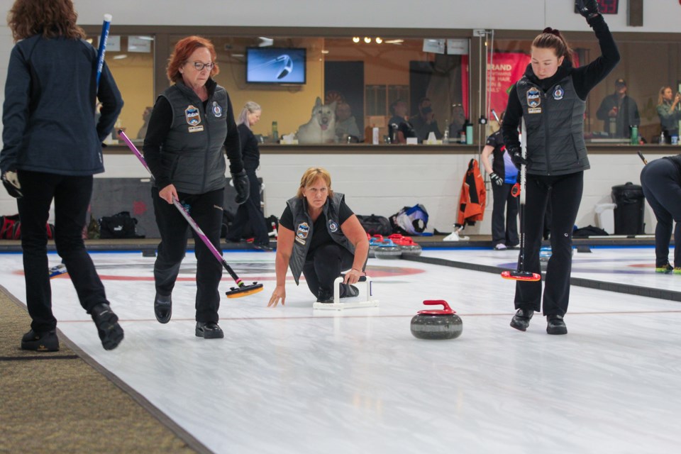 The women’s rink, led by skip Melanie Puzzie, finished second in their pool after winning four of their five matches. 