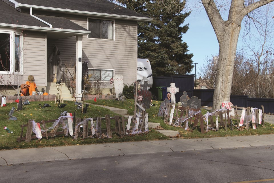 Several Airdrie homes are decorated with spooky signage and props in preparation for Halloween, on Oct. 25. 