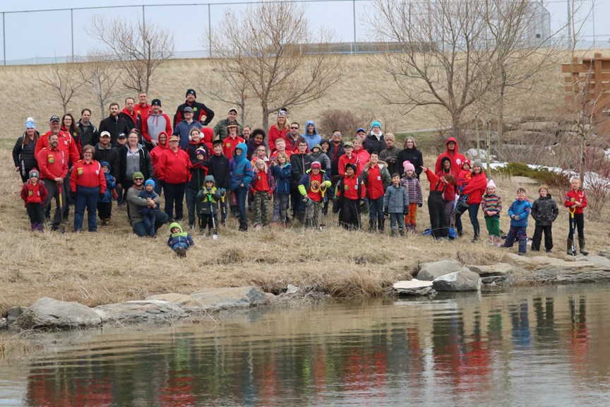 Volunteers helped the Airdrie 2020 Winter Games Plant more than 500 trees May 1, as part of the Games' environmental and supporting youth initiatives. 
Photo Submitted/For Rocky View Publishing