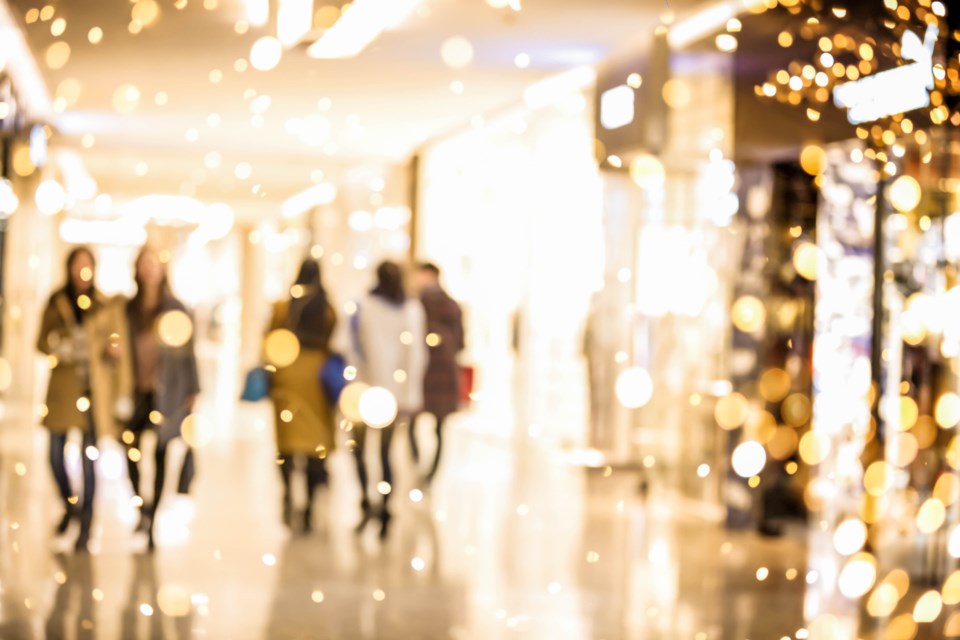 New Horizon Mall will be lit up with Christmas lights Nov. 22. Photo: Metro Creative Connection