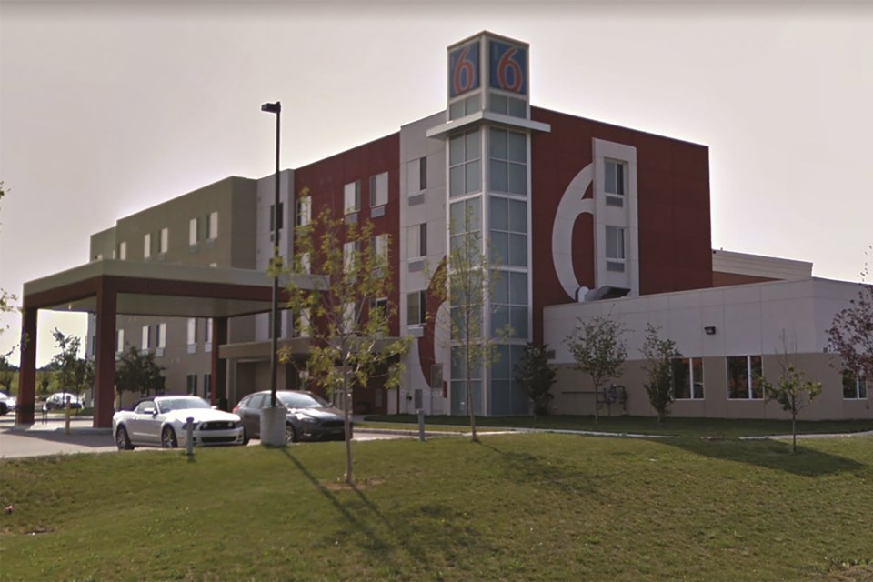 A pot containing cooking oil led to a fire at the Motel 6 in Airdrie.