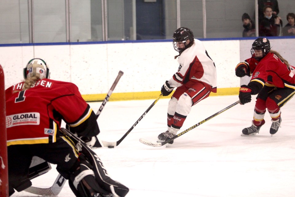 Airdrie Lightning U18 Girls Hockey Team Enters Playoff Mode Airdrietoday Com