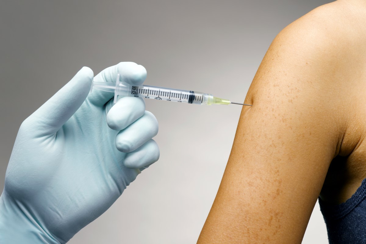 Dans la course aux vaccins contre la variole du singe, les experts voient la répétition de COVID