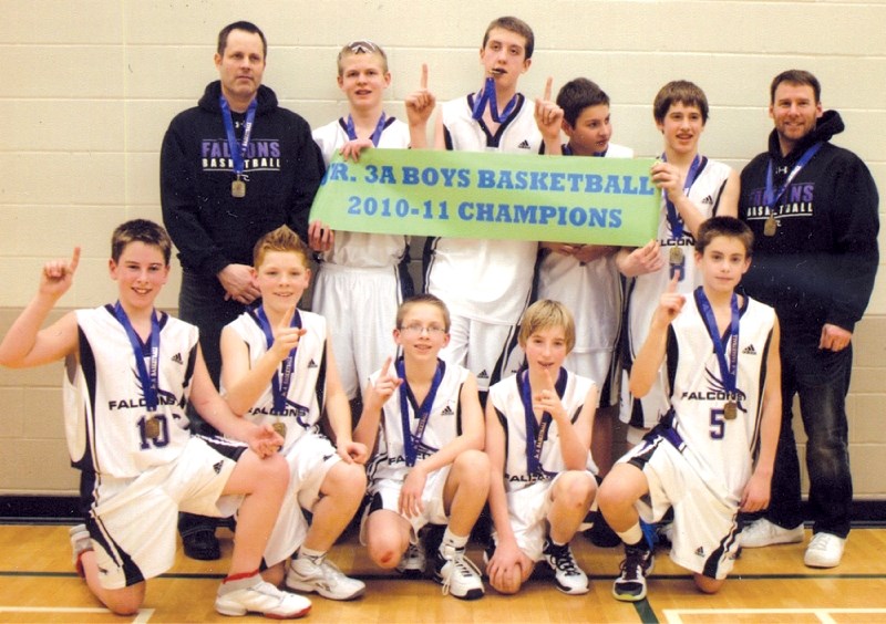 The école Airdrie Middle School Falcons&#8217; Jr. A boys&#8217; basketball team completed its 11W-0L season with the Rocky View Sports Association&#8217;s 3A divisional