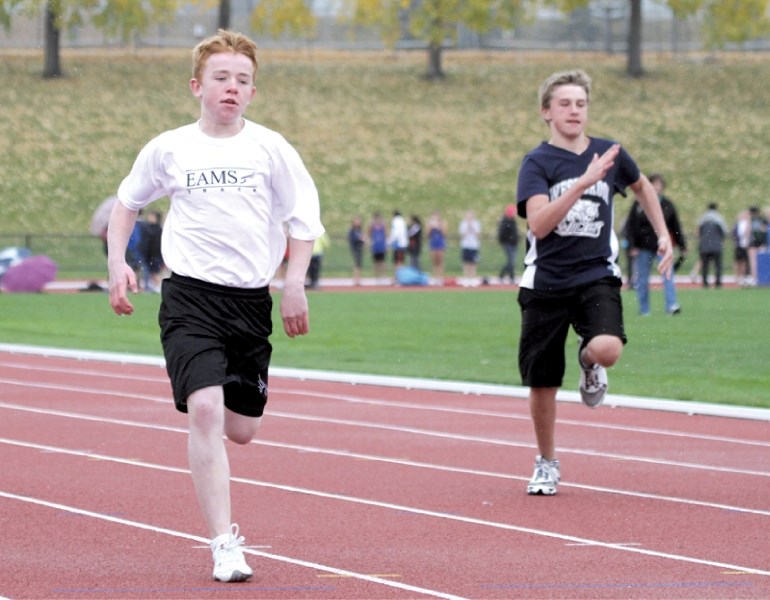 école Airdrie Middle School&#8217;s Brady Moore runs during a Grade 8 boys 100-metre dash heat at the Rocky View Schools&#8217; Middle School track and field divisionals held 