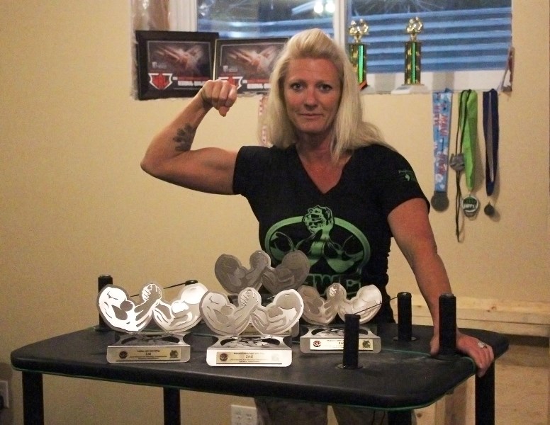 After 10 months of training and competition, Stacey Foster is making waves in the arm wrestling world. In the 2016 Canadian Arm Wrestling Federation Nationals in Saskatoon