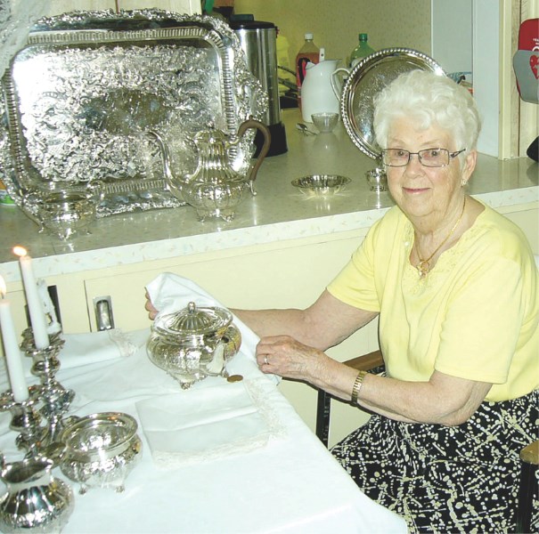 Rose Hayes, long-time area resident, enjoyed pouring tea for old friends at the High Tea in Irricana on June 26.