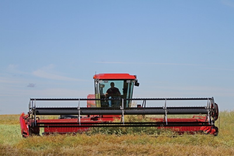 A recent University of Alberta study says newspapers do not do enough to help prevent accidents on the farm when reporting on ag safety.