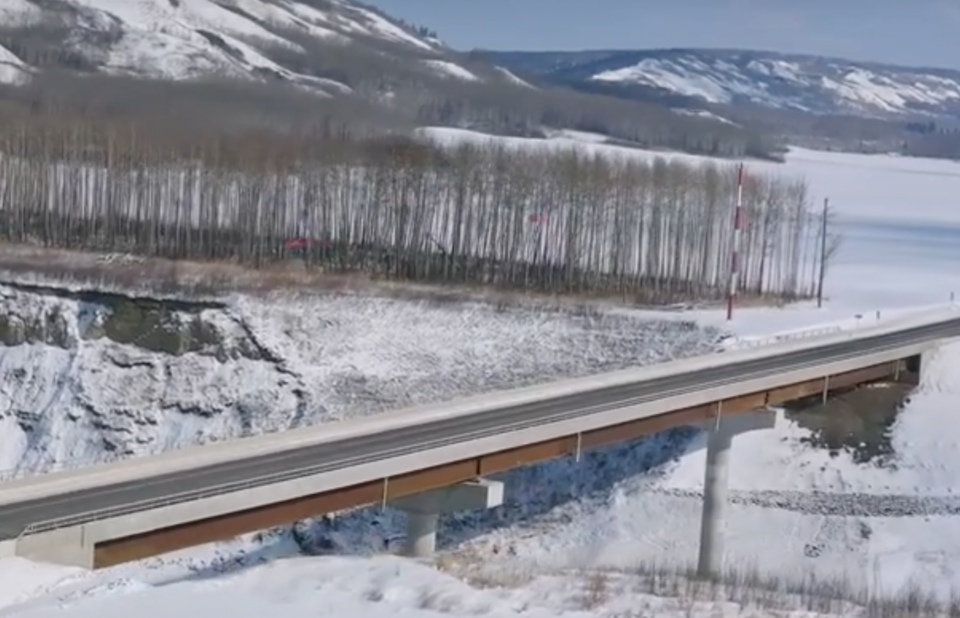 new-dry-creek-bridge