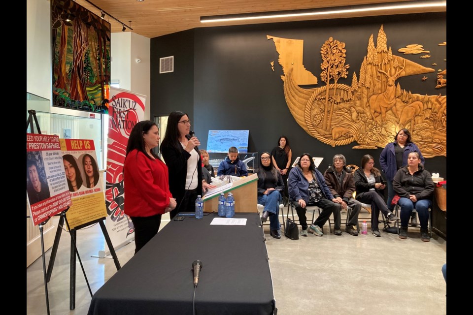 Joan Conlon of Carrier Sekani Family Services and Chief Priscilla Mueller at the conference. 