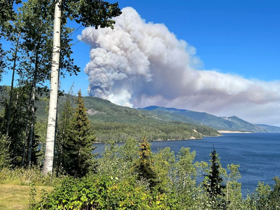 williston-wildfire-aug2022-2