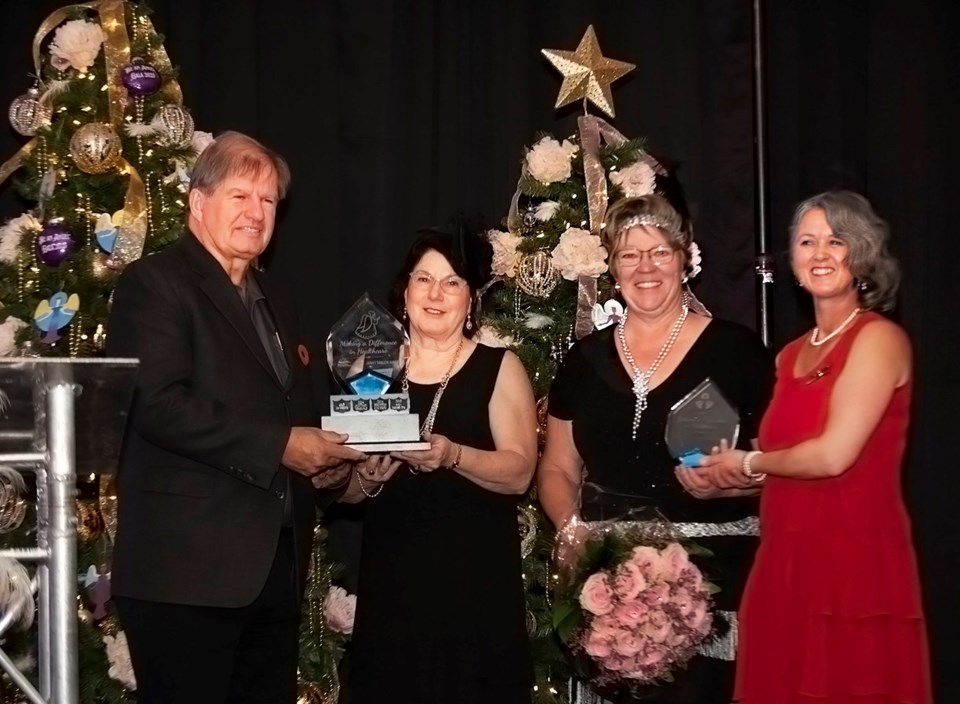1-l-to-r-doug-gallinger-twila-soule-shellely-gallinger-and-kelly-amboe-photo-by-fsj-hospital-foundation