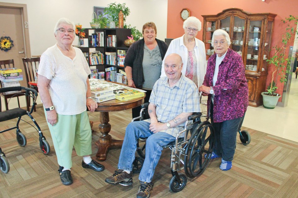 FN-seniors-society