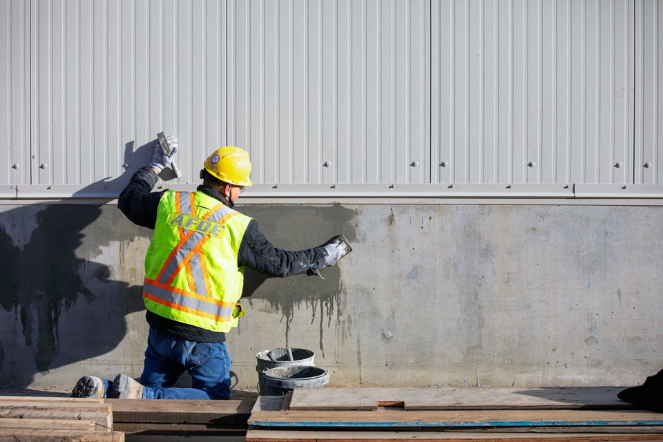SiteC-concretefinishing-oct2021