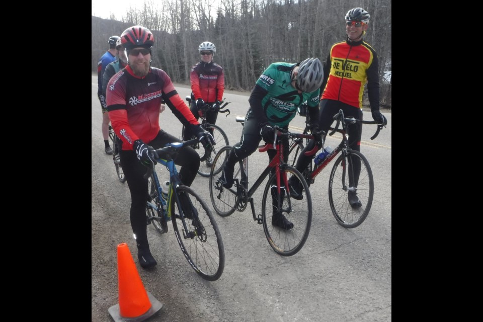 Group at start of the Friday hillclimb