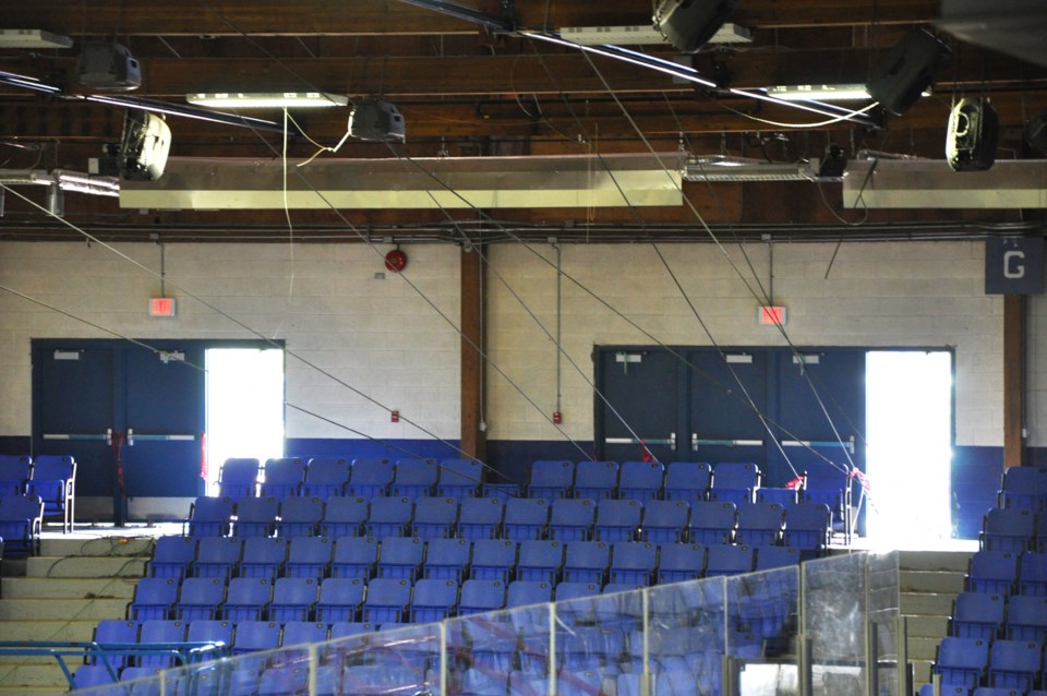 NorthPeaceArena-Westwall