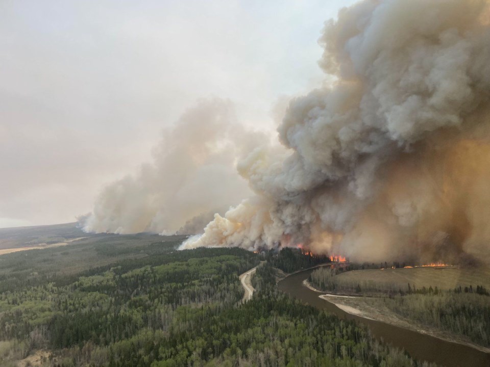 alberta-wildfires-2023