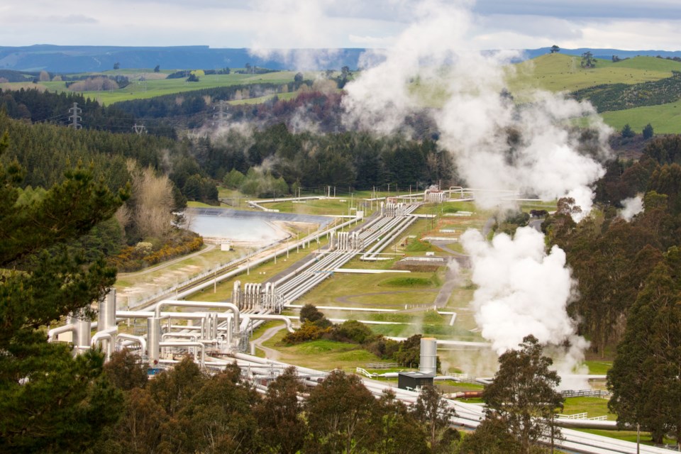 geothermal-power-plant-PRCWYLU