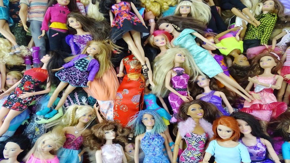 A lot of barbies 2025
