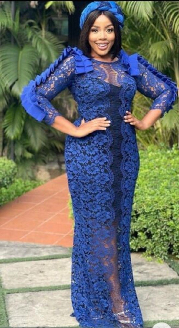 OWAMBE STYLES: Embrace confidence with stunning blue lace dress
