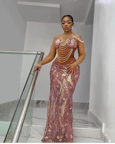 Look stunning to your next owambe in these 5 lace styles 