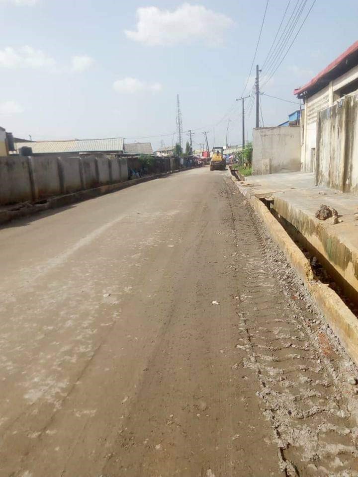PHOTO NEWS: Agbado Oke-Odo council boss inspects Samuel Ajakaye road ...