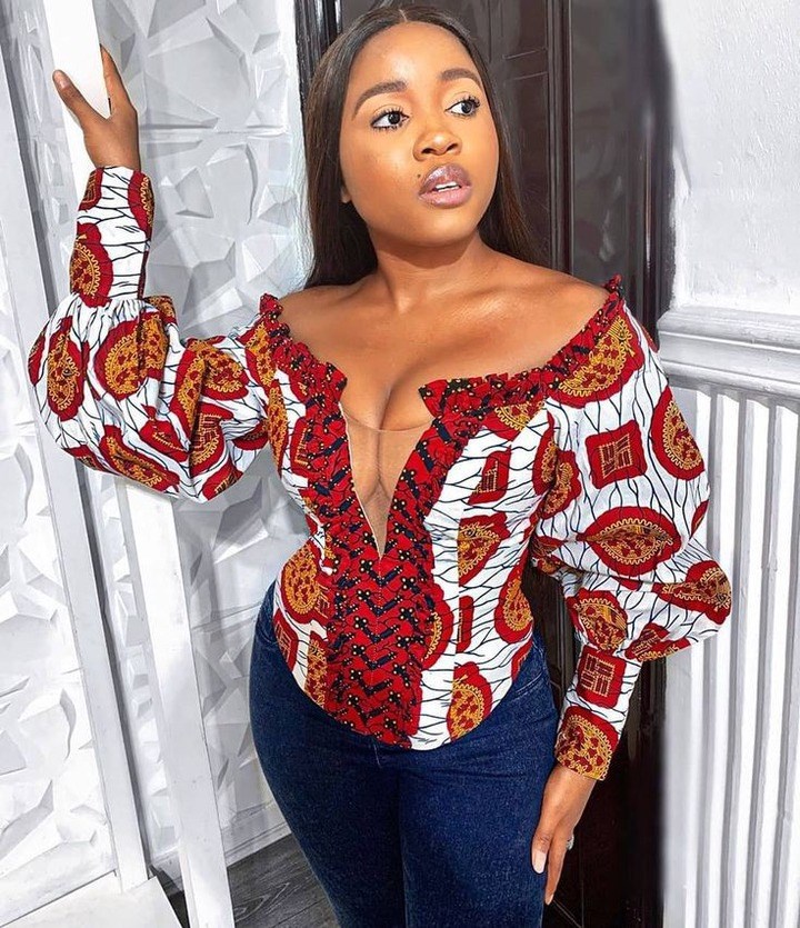 Are off the shoulder tops still in style top 2021