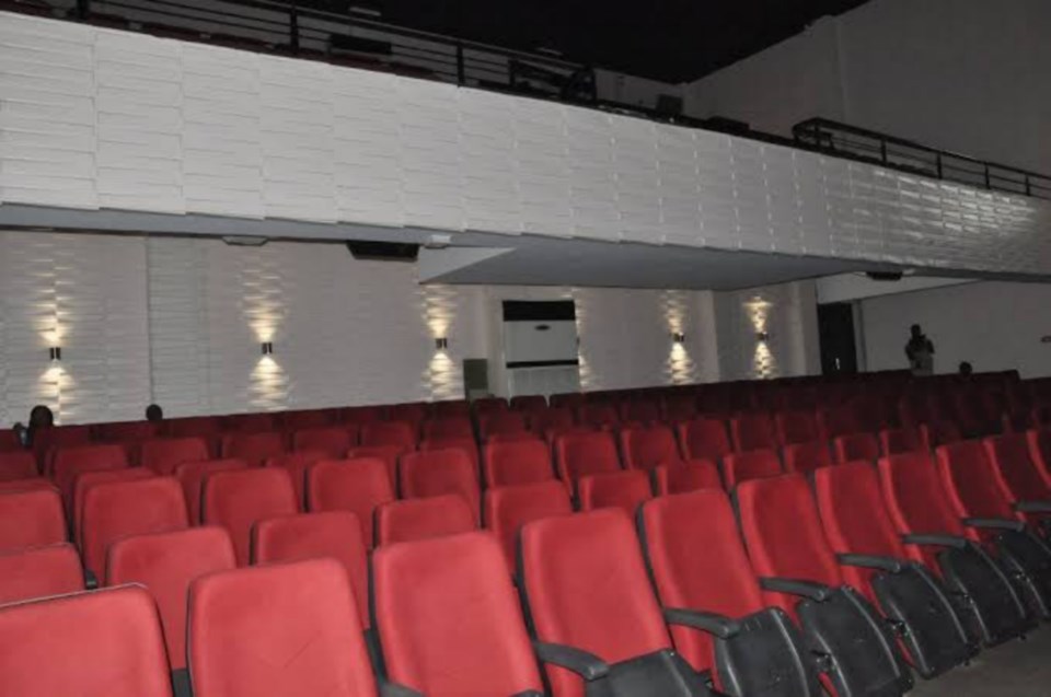 Lagos Theatre, Igando (interior)