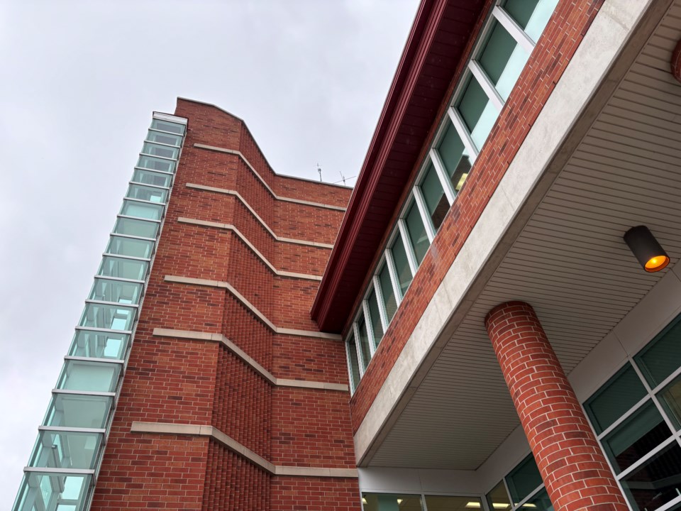 20241018-aurora-town-hall-bm-1