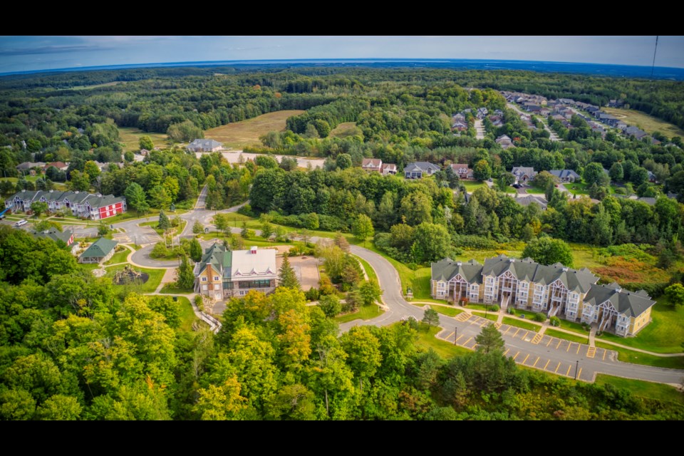 Carriage Ridge and Carriage Hills timeshare resorts in Horseshoe Valley are being sold as condos in the newly named Carriage Country Club.