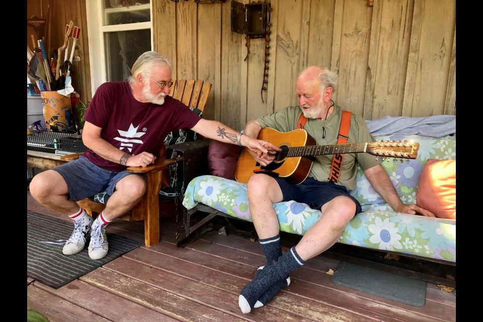 While staying with Linda and Arnie Ivsins in Barrie, folk singer Valdy decided to turn the porch into a stage.