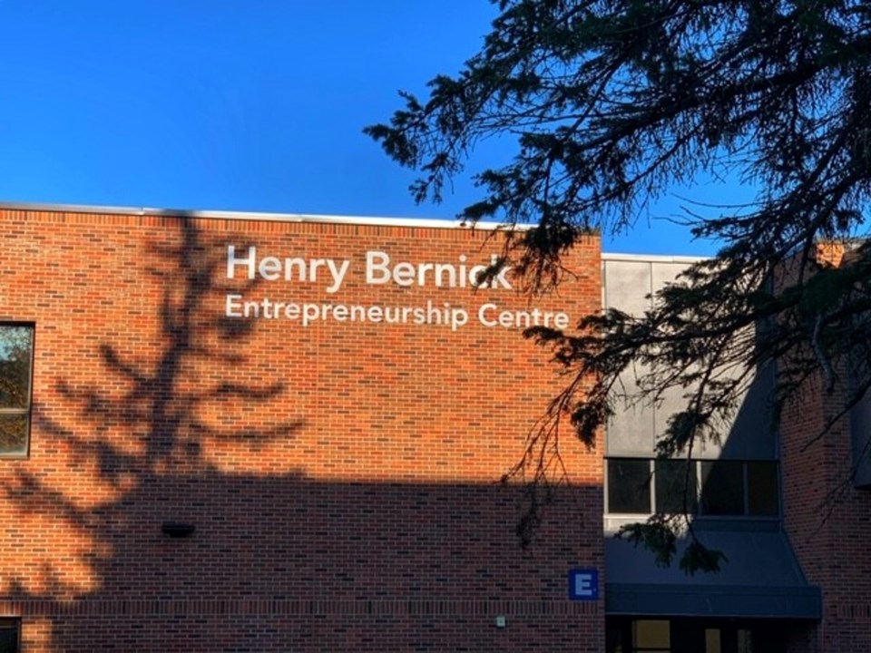 barjobshenry-bernick-entrepreneurship-centre1