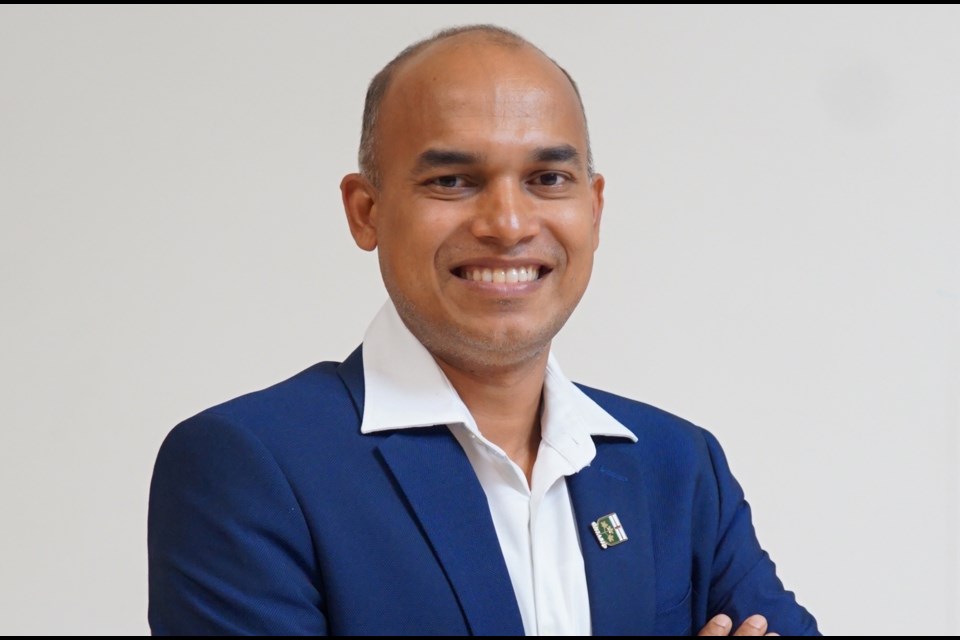 Md Hafizur Rahman is running for Barrie city council in Ward 4. 