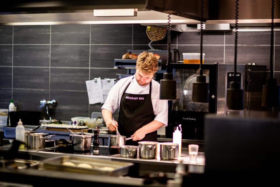 19062024restaurantkitchenstock