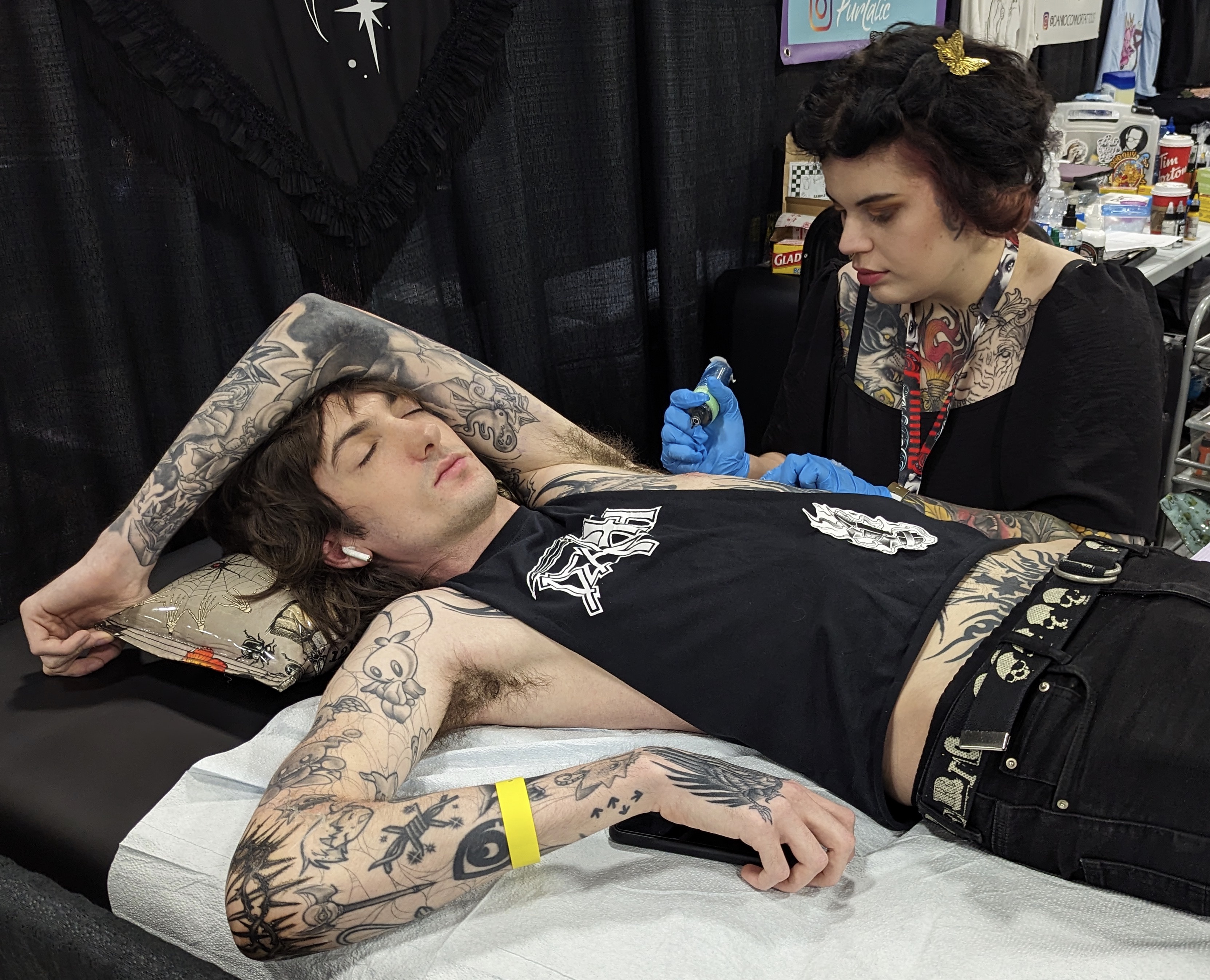 Tattoo artists hope to tell story with their work at Barrie expo - Barrie News