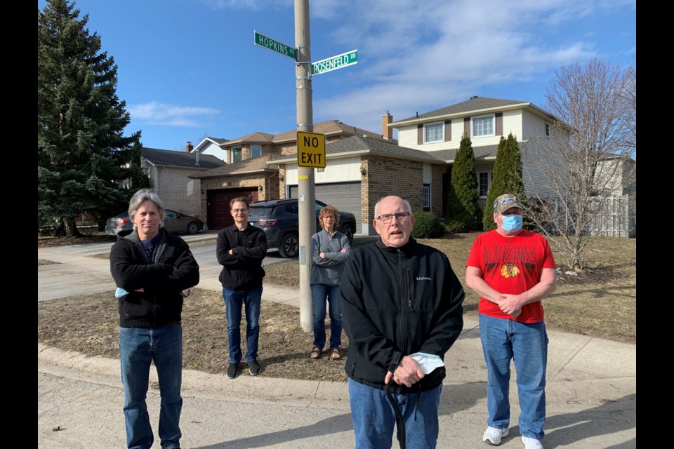 A group of residents in Barrie's east end are concerned about the influx of what they believe are illegal rooming houses that have popped up in their neighbourhood.