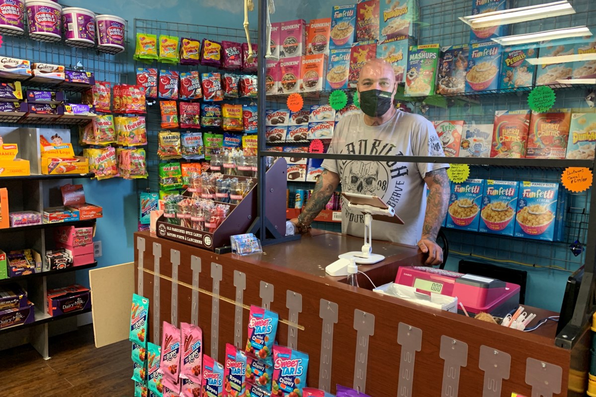 For new shop owner, it's a little piece of candy heaven (10 photos