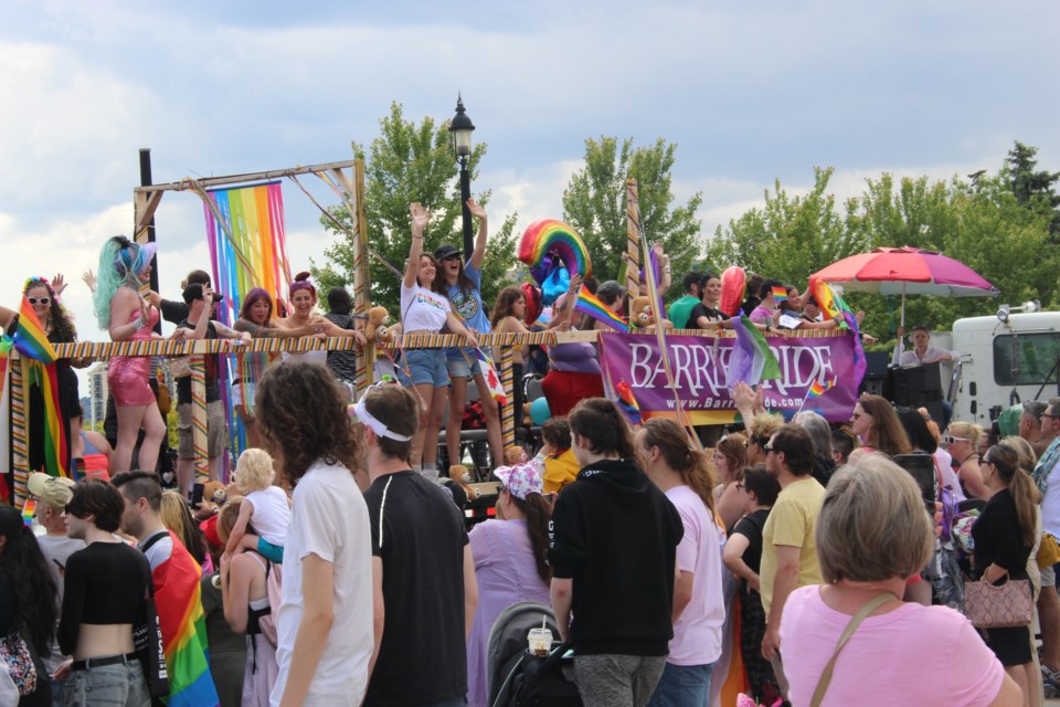 2022-06-11-NC-BarriePride13