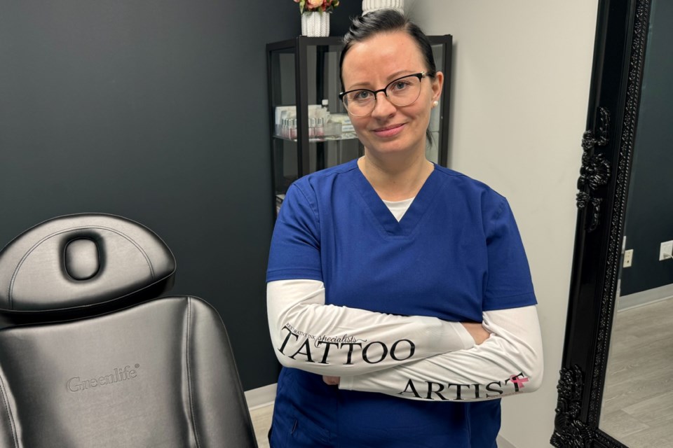 Daria Montague is a micropigmentation specialist who creates a 3D nipple/areola micropigmentation — a specialized cosmetic tattooing procedure designed to create the illusion of realistic-looking nipples and areolae on individuals who have undergone breast reconstruction surgery, including mastectomy or breast reduction.