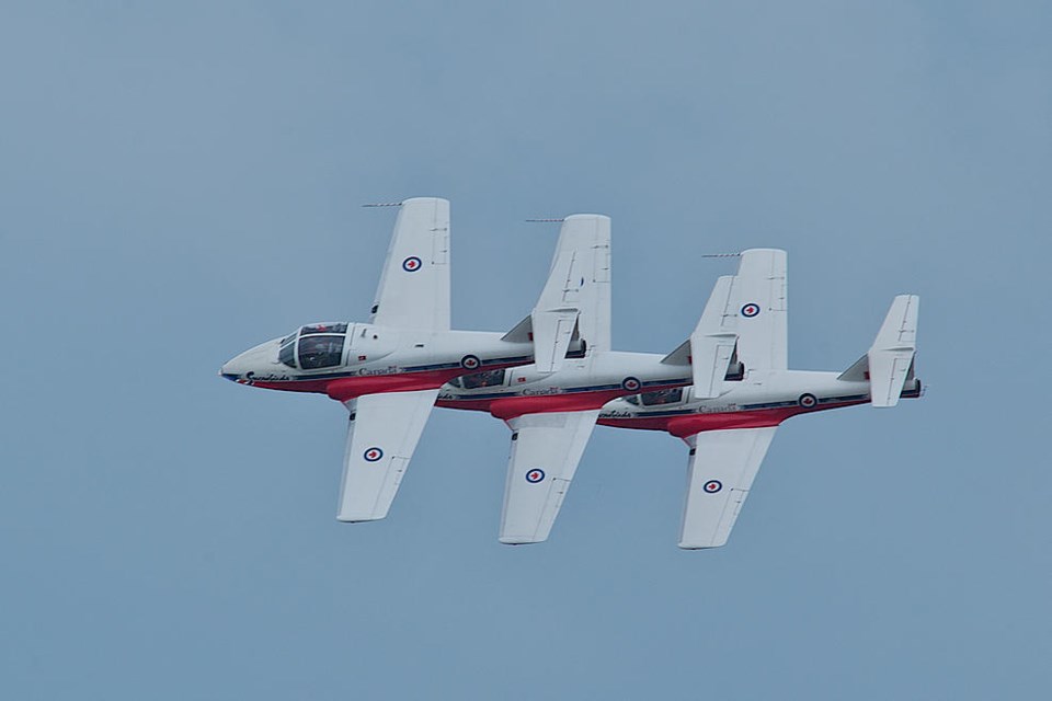 The Snowbirds will perform at the Armed Forces Day weekend June 16-17 in North Bay. File photo.