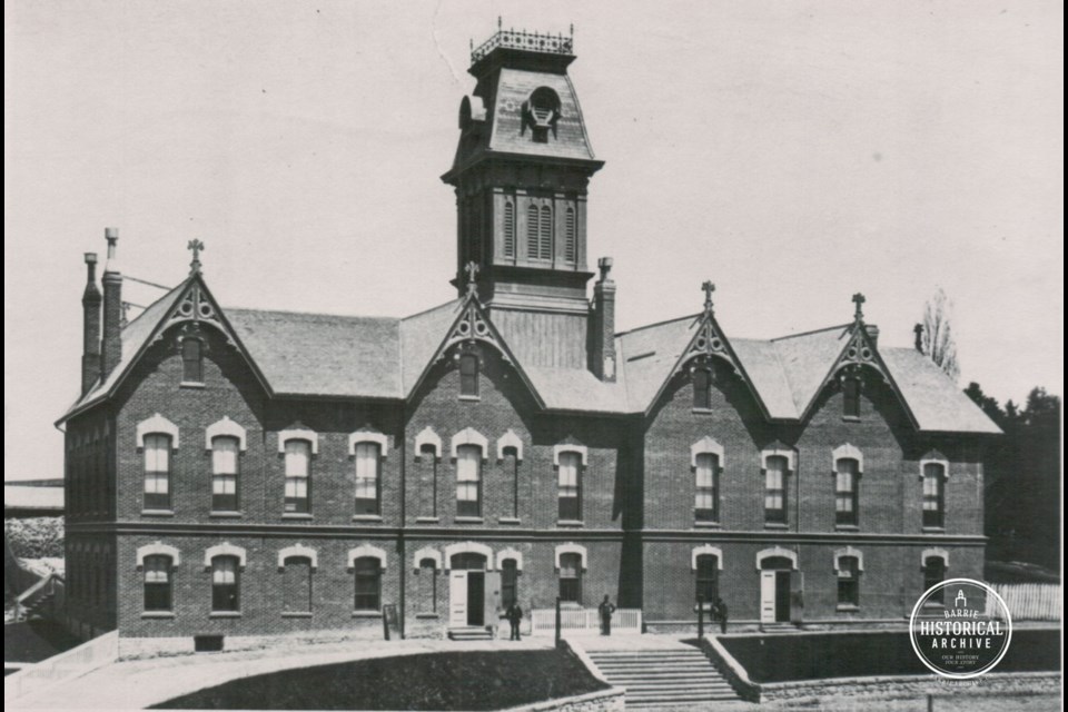 The Barrie courthouse as it appeared in 1877.