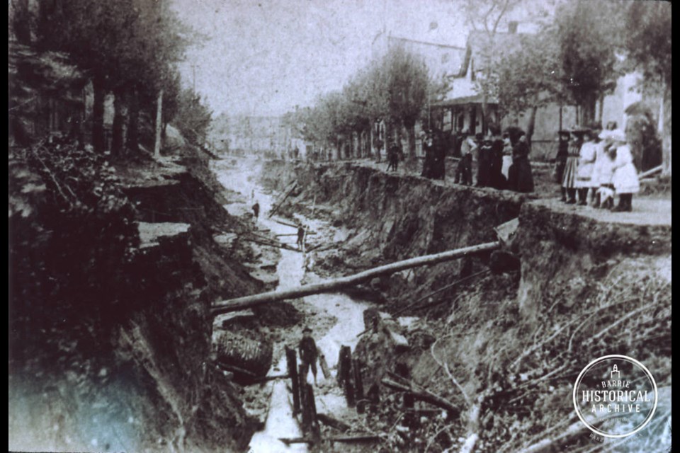 Looking down Clapperton St., from about Worsley St., to Five Points, after the flood. Photo courtesy of Barrie Historical Archive.
