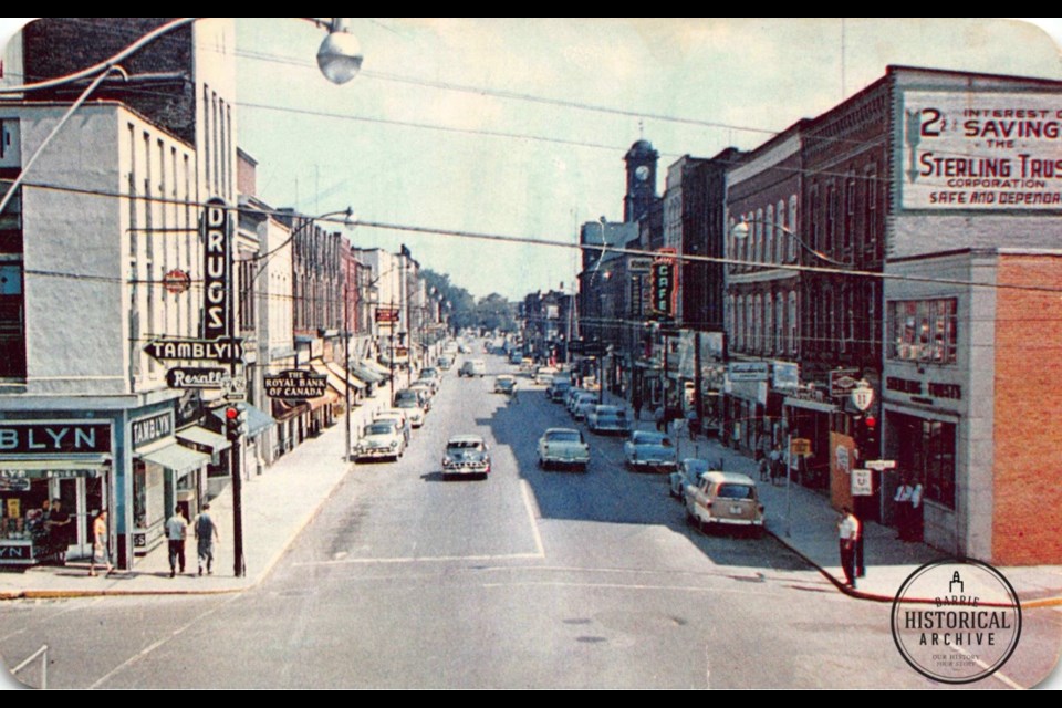 Dunlop Street East looking east from Five Points about 1960. The Ray apartment would have been somewhere above the Laura Secord sign. Photo courtesy of the Barrie Historical Archive