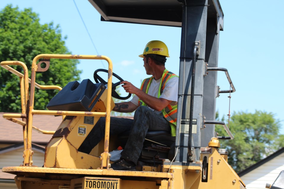 2019-06-26 Yonge St resurfacing RB 1