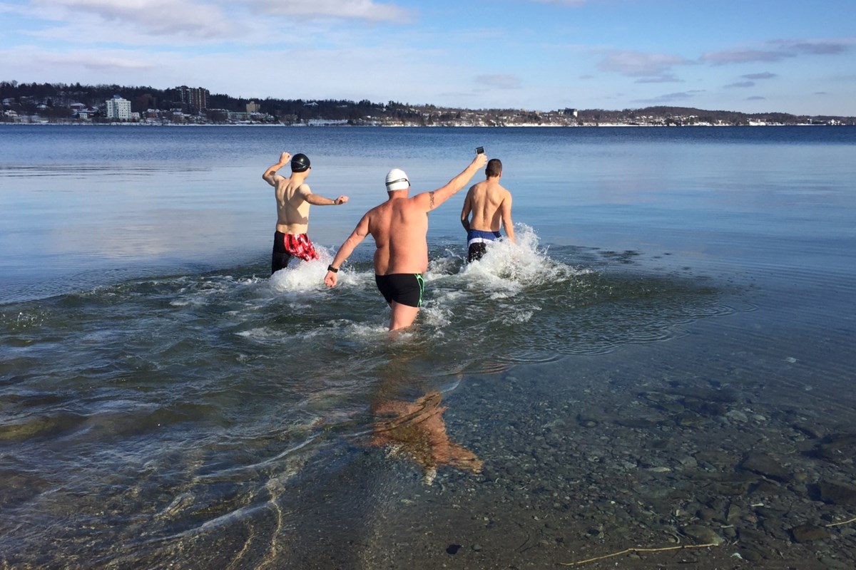 day for polar bear dippin' in Barrie Barrie News