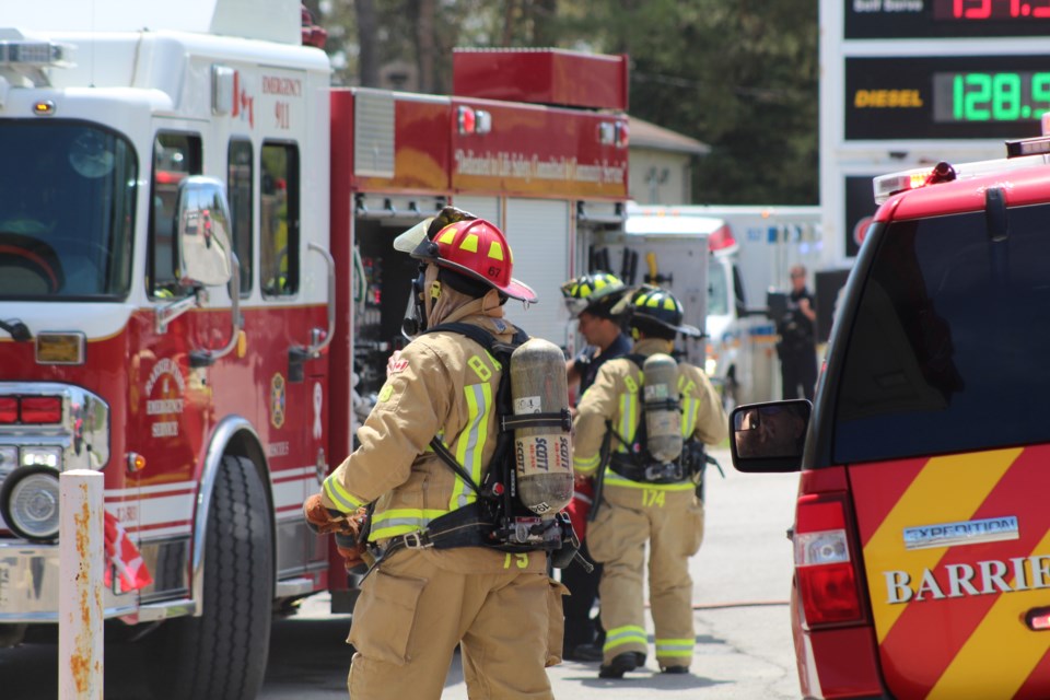2018-05-22 Barrie fire 1 RB
