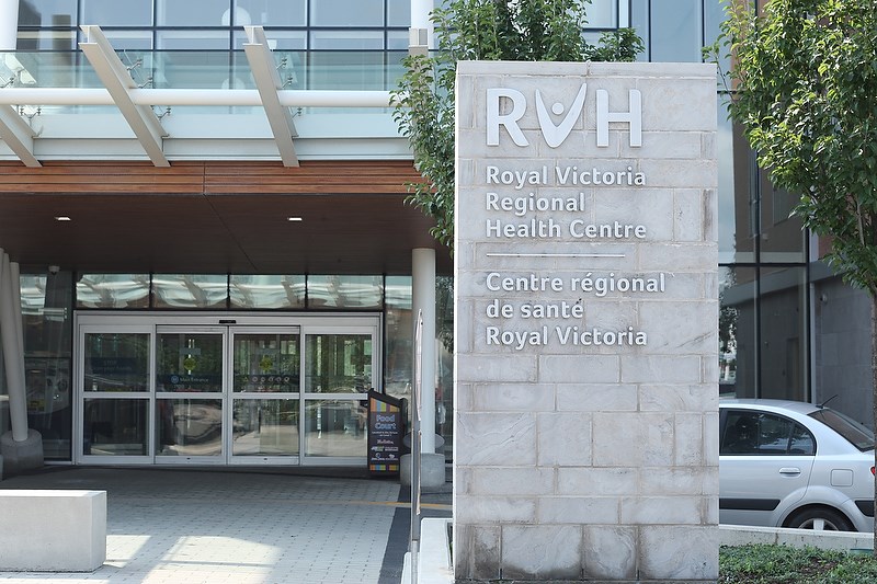 20150831 Barrie RVH Hospital Sign KA 009